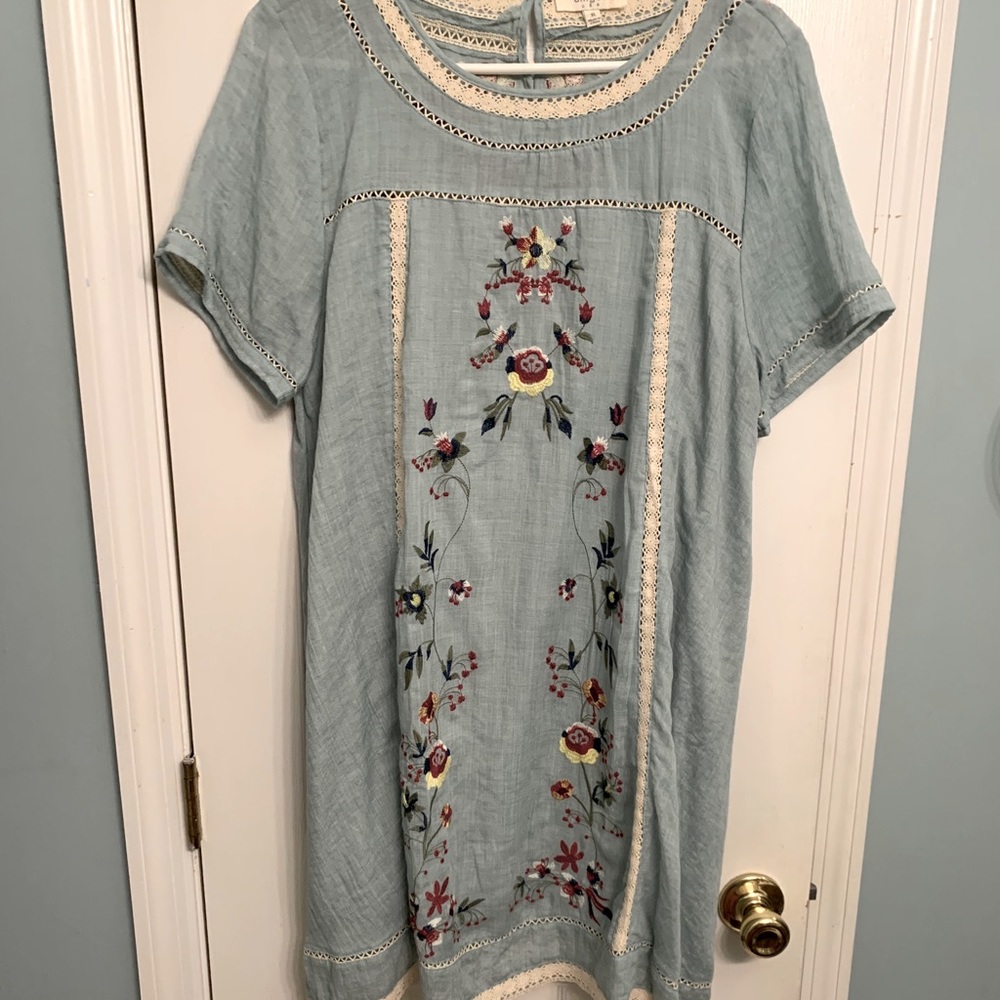 《UMGEE》Babydoll Embroidered Dress